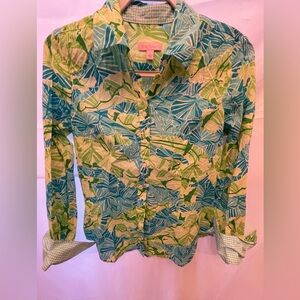 Lilly Pulitzer Leaf Print Button-Down Shirt | Size 4 | Roll Tab Sleeves